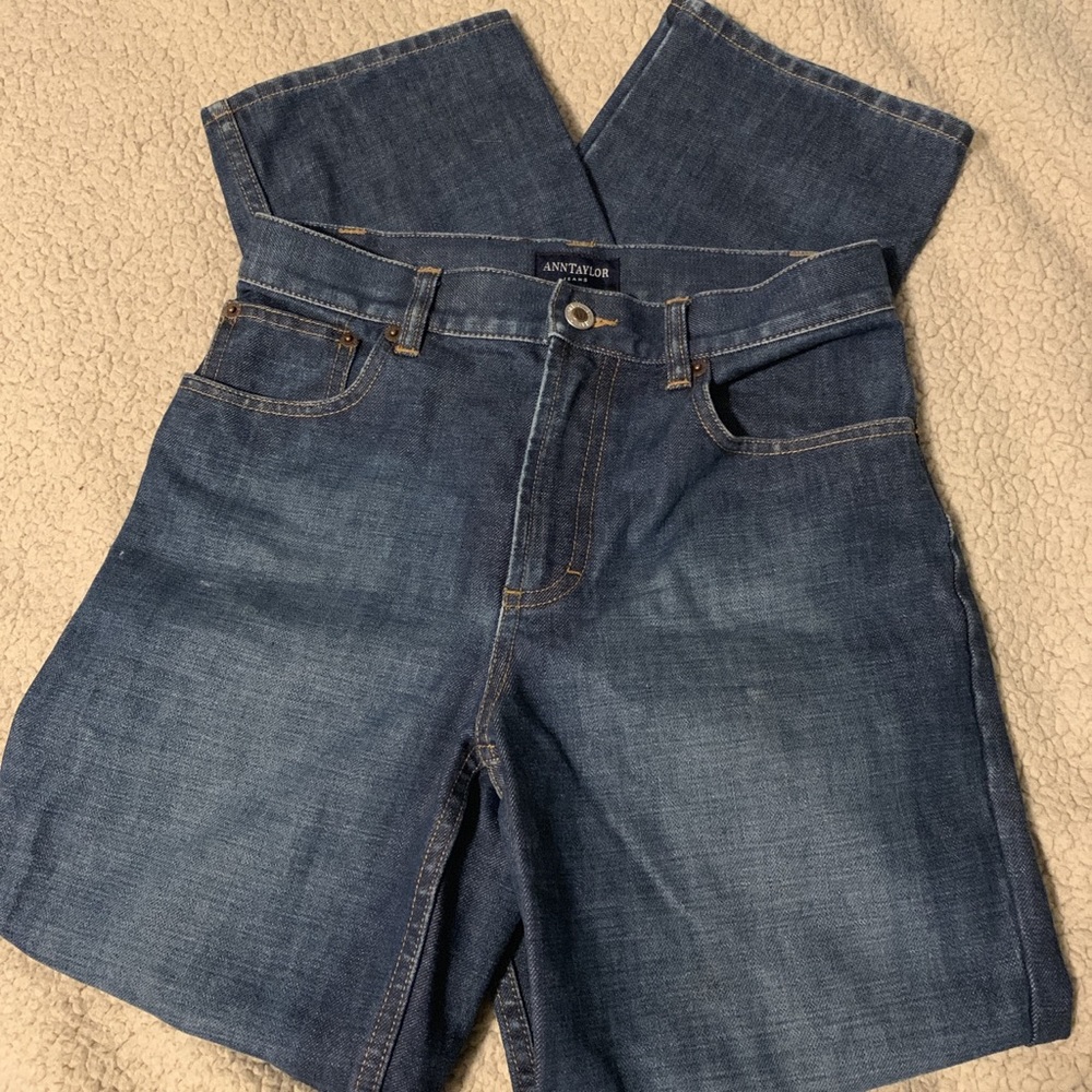 High waisted jeans